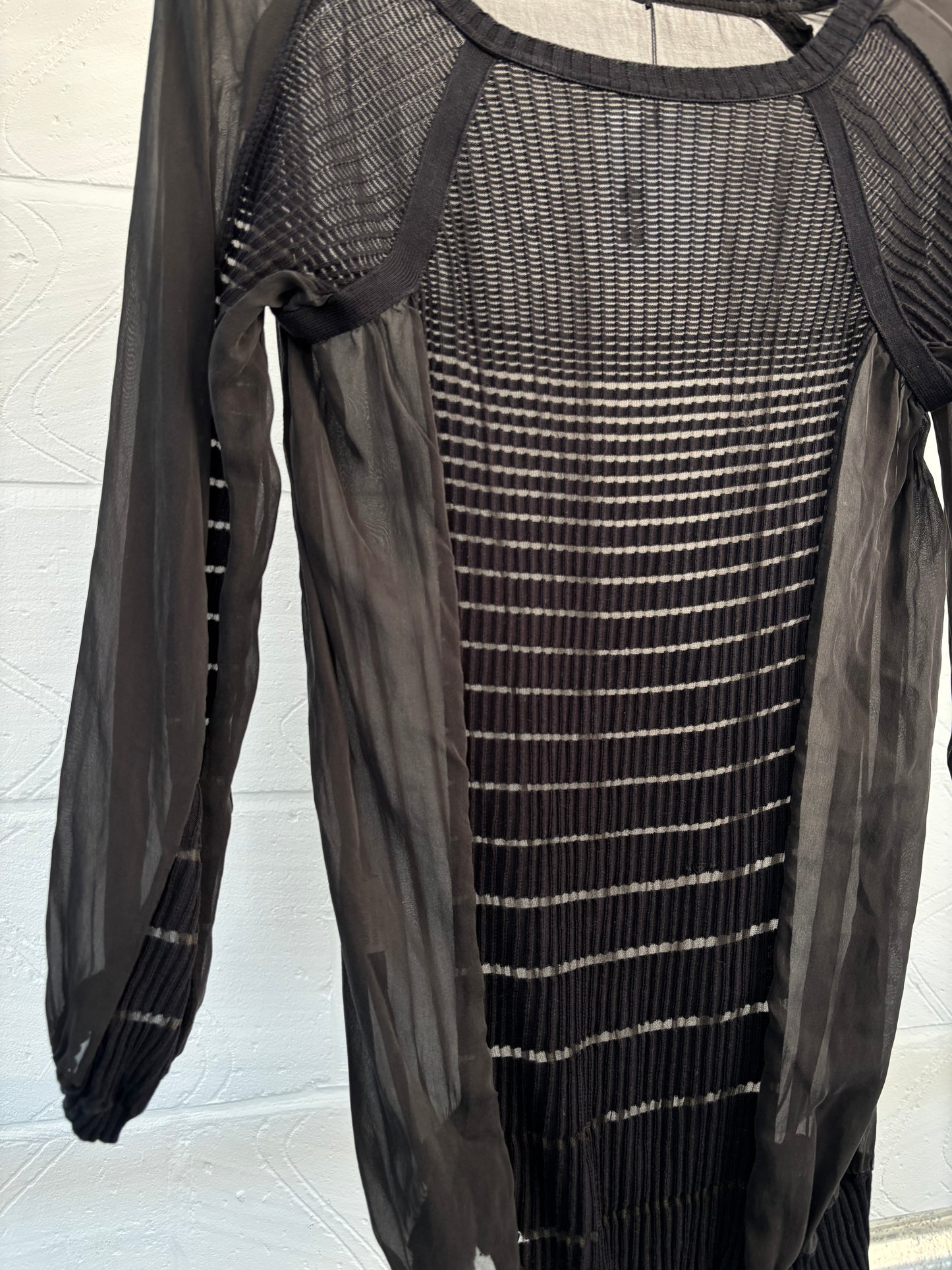 ITALIAN DESIGNER SHEER LONG SLEEVE