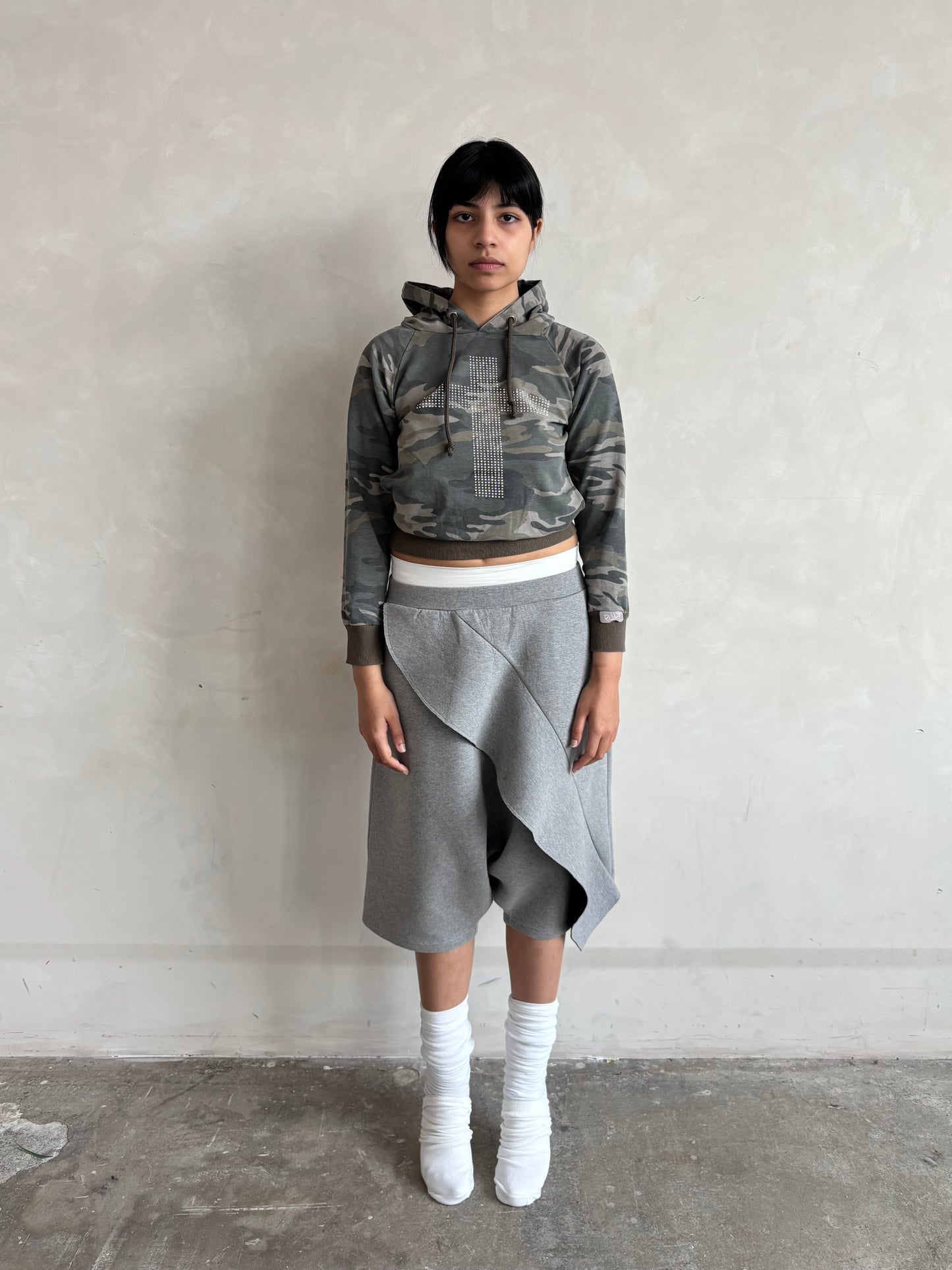 GOMME LOW CROTCH SHORTS