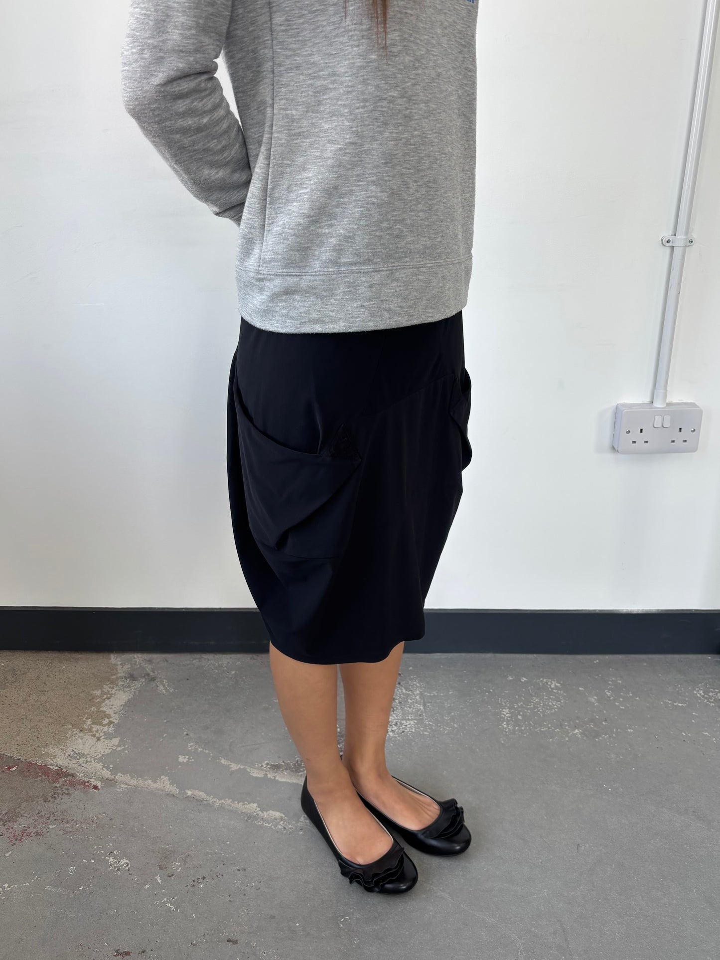 MARITHE POCKET DETAIL SKIRT