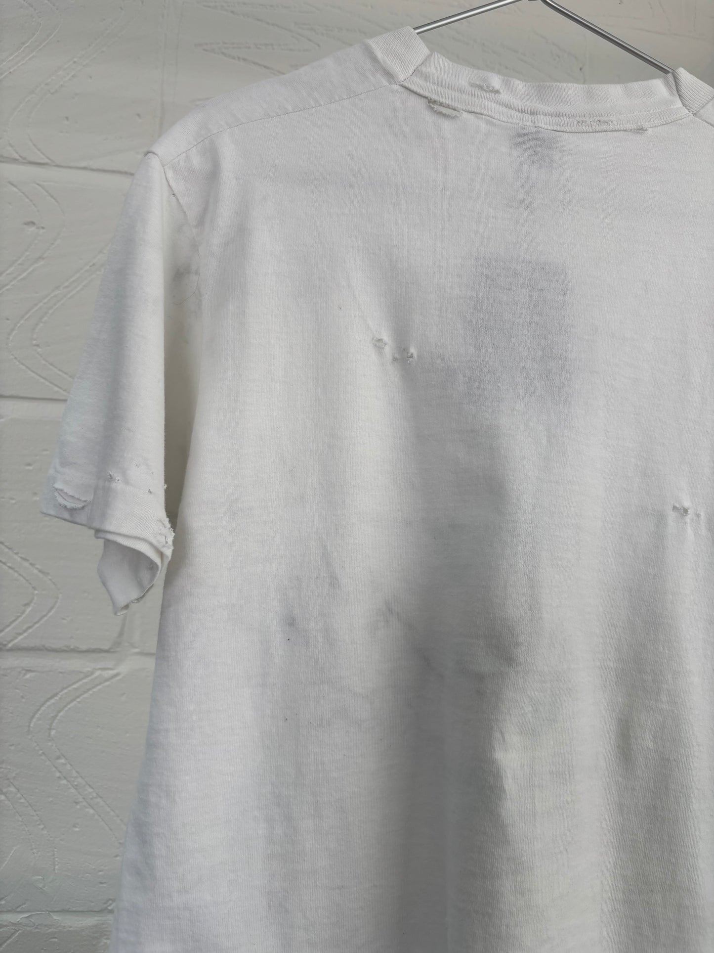 MW X 403: 90S QUEEN OF THE UNIVERSE T-SHIRT