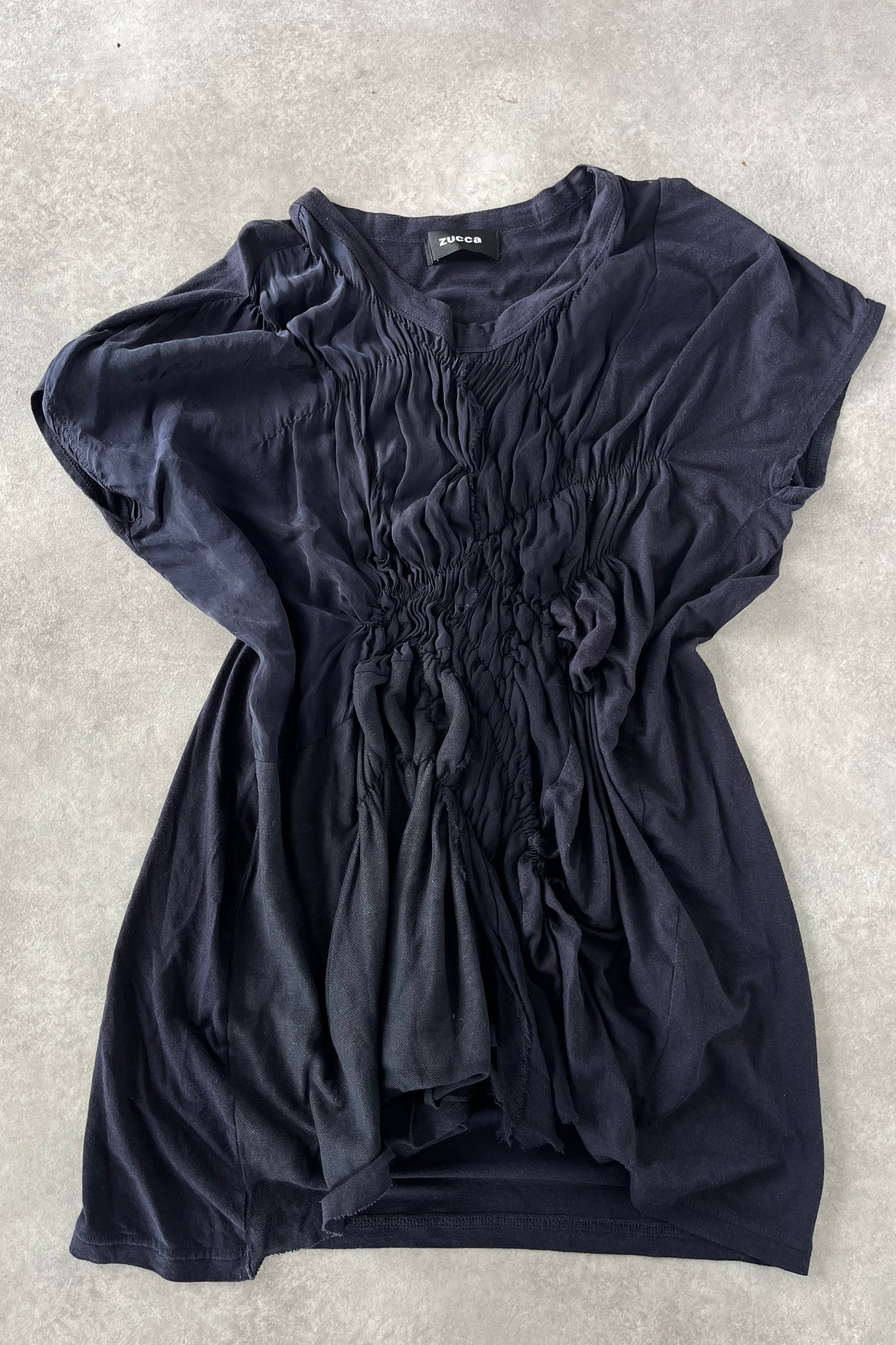 ZUCCA NAVY RUCHED FRONT TOP