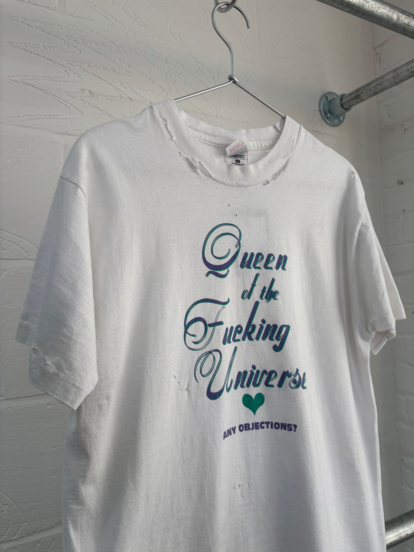 MW X 403: 90S QUEEN OF THE UNIVERSE T-SHIRT