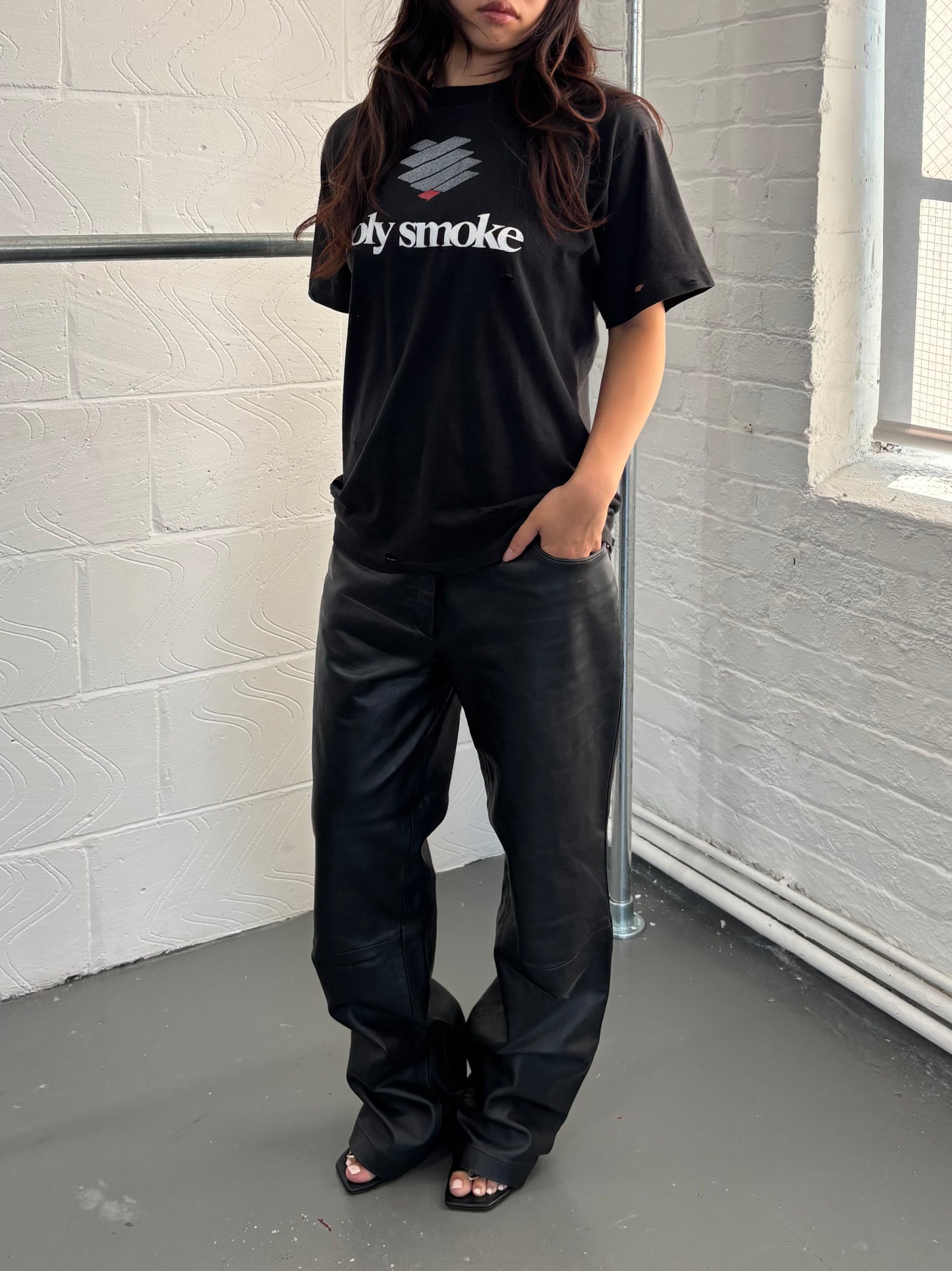 MW X 403: 80S HOLY SMOKE T-SHIRT