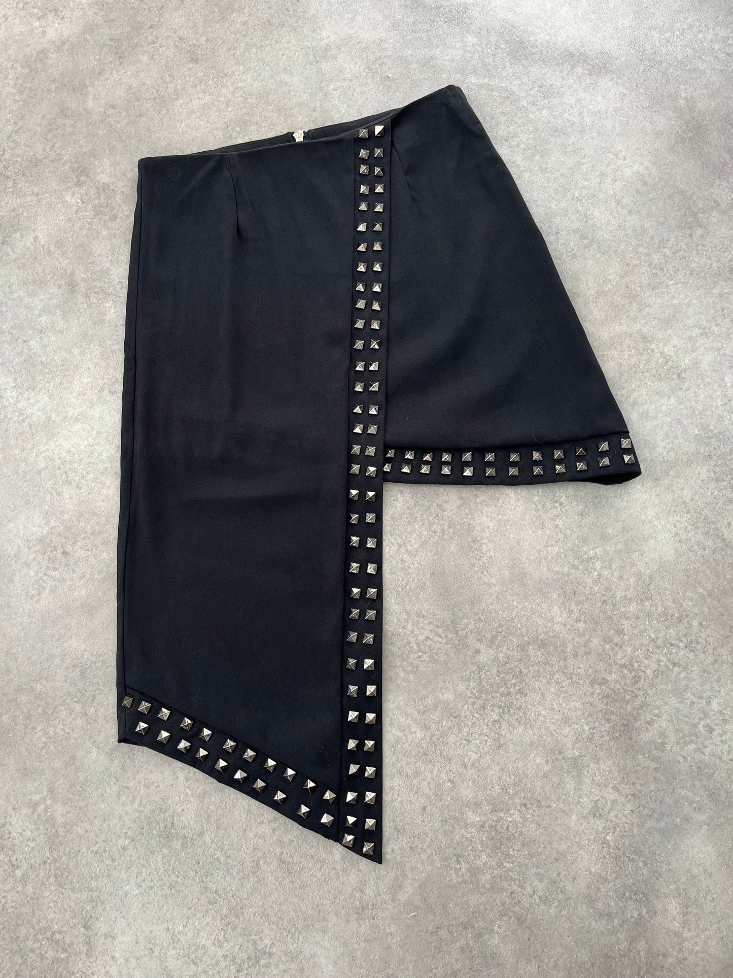 ASYMMETRIC SKIRT WITH STUDS