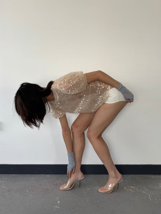 PUFF SLEEVE SEQUIN BLOUSE