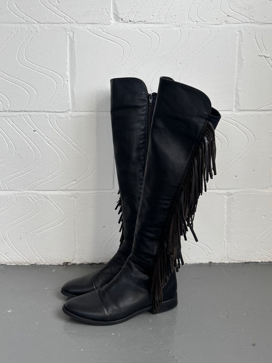 LEATHER FRINGE BOOTS