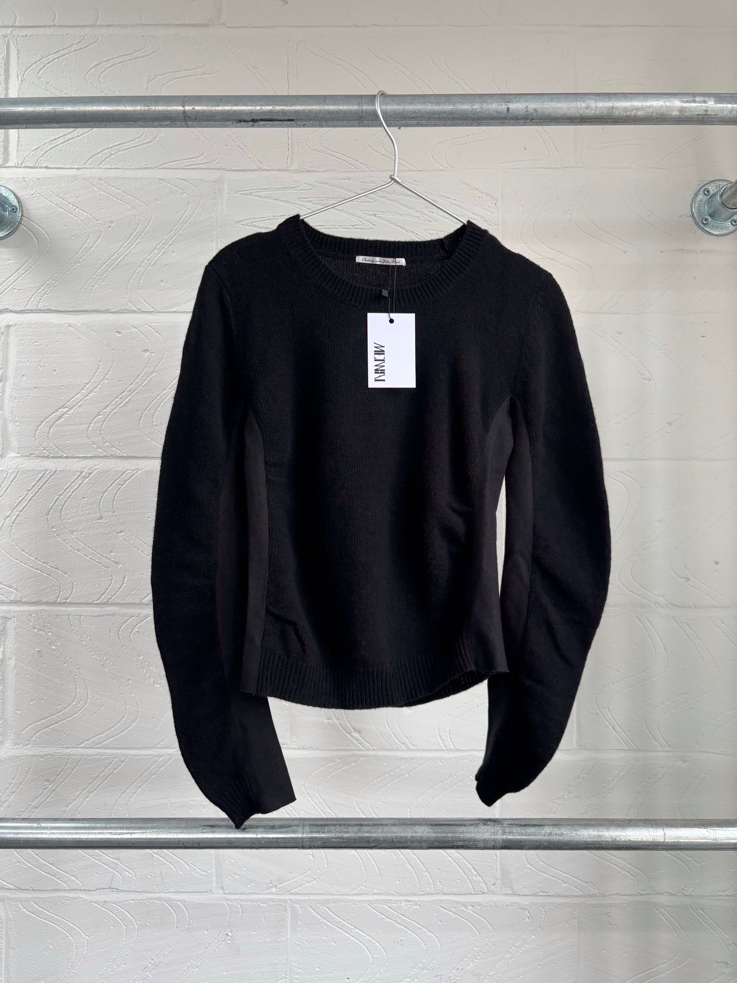 CURVED SLEEVE WOOL BLEND KNIT