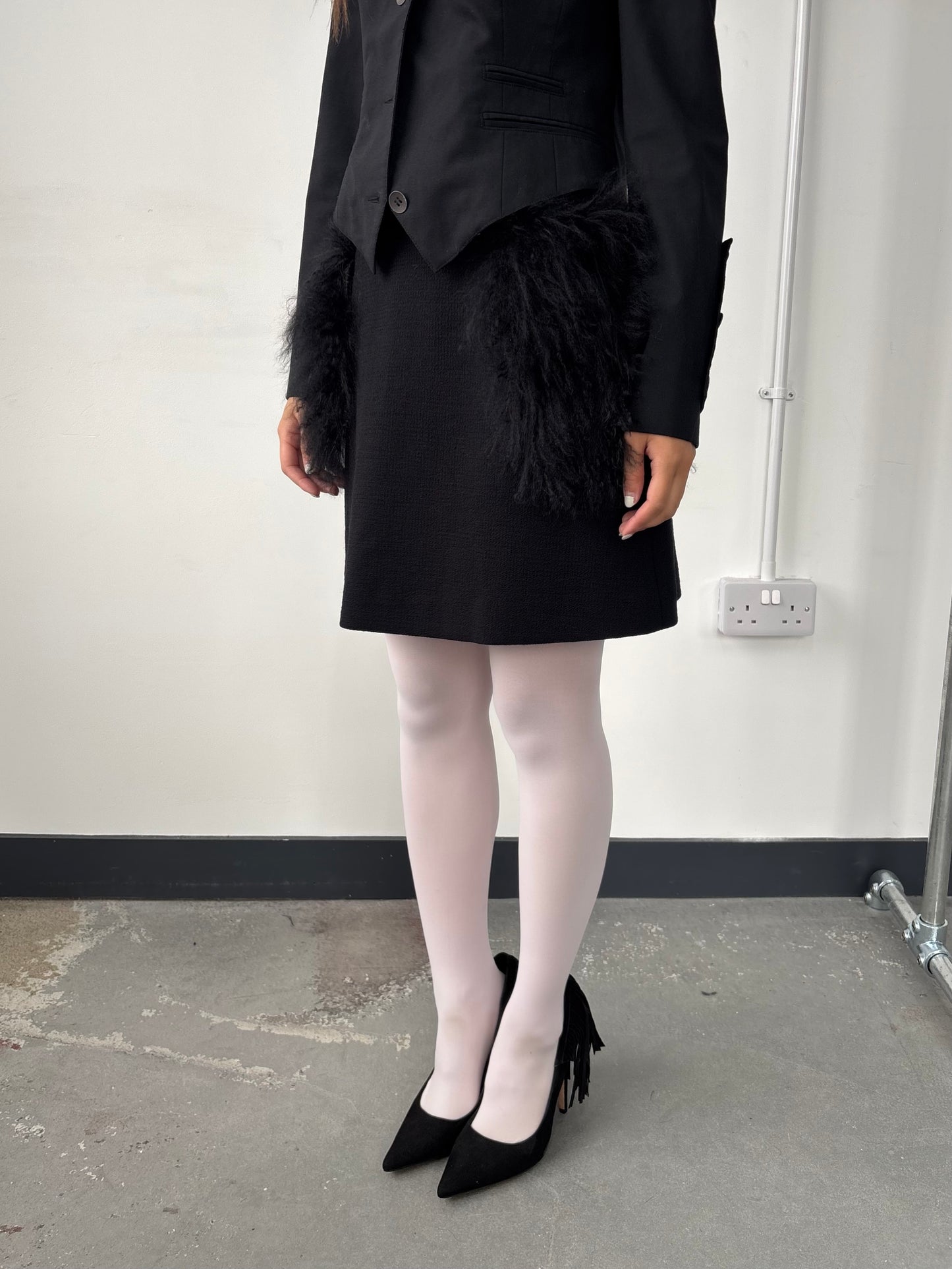 WOOL SKIRT WITH LAMB FUR DETAIL