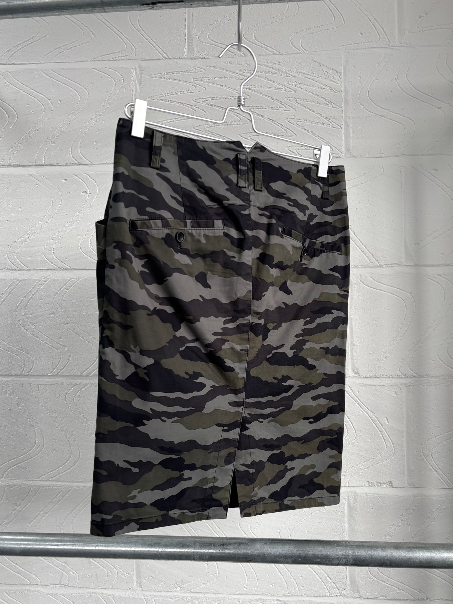 JAPANESE DESIGNER CAMO SKIRT