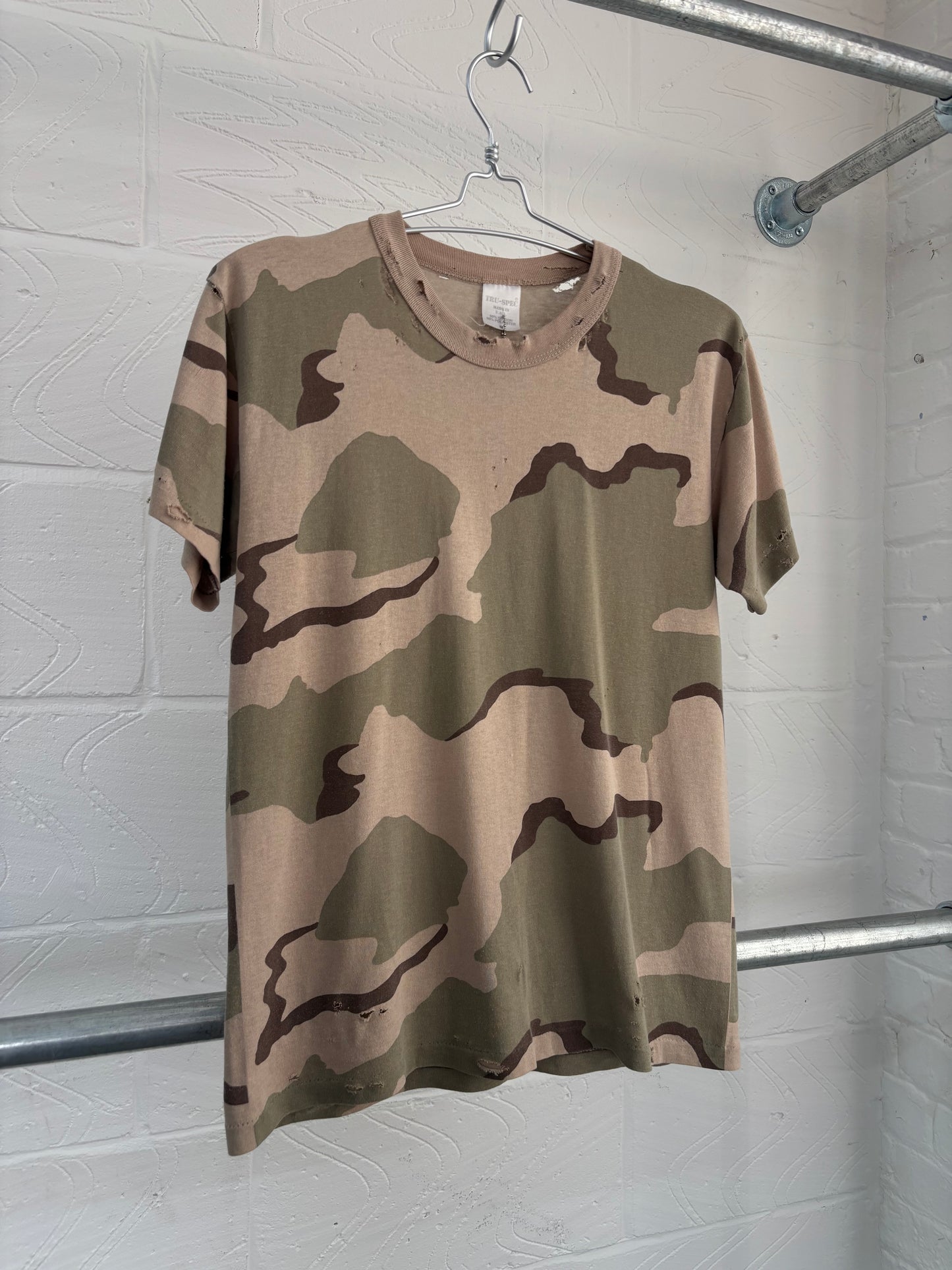 MW X 403: CAMO T-SHIRT 01