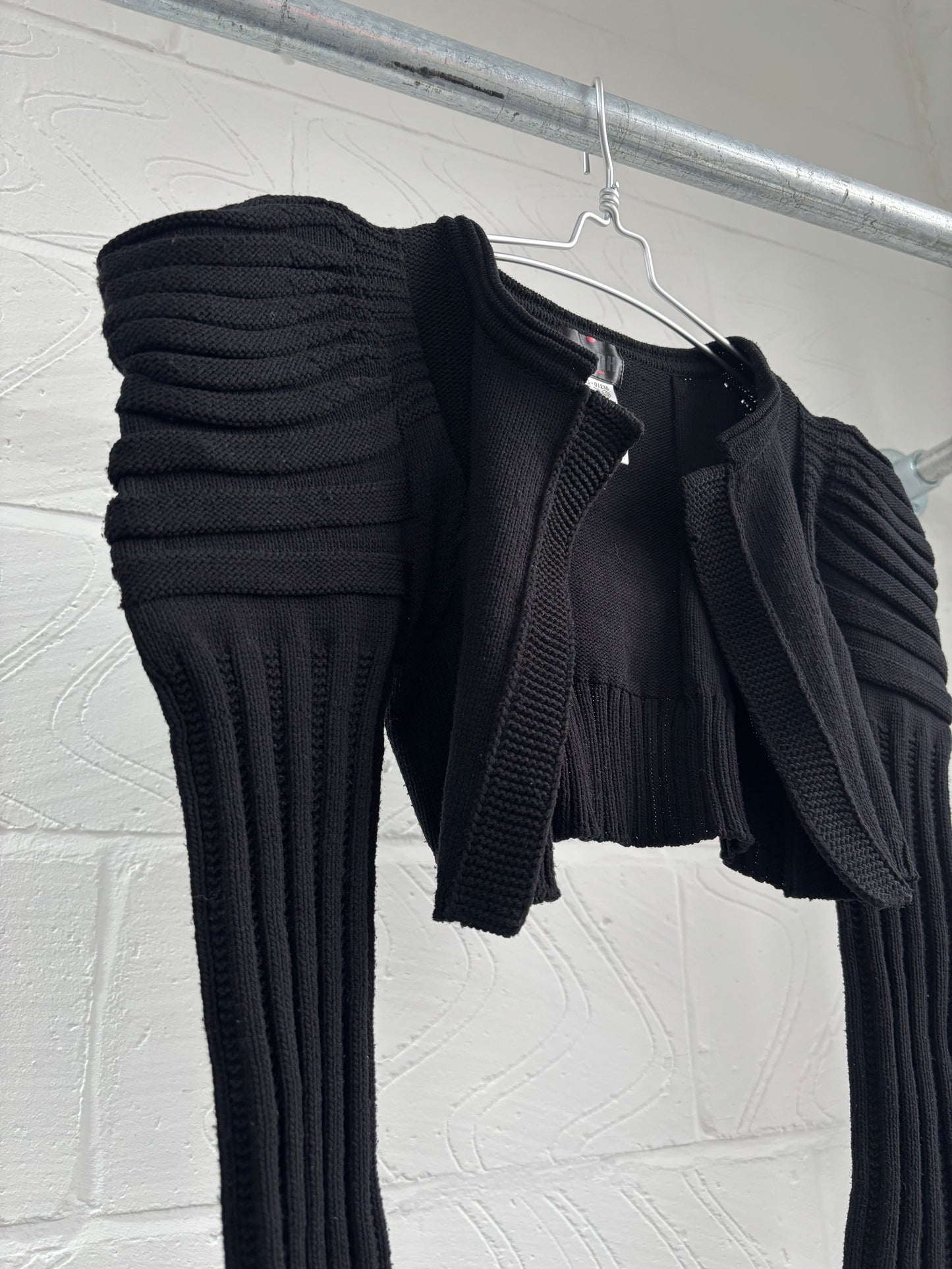 JAPANESE PUFF SHOULDER SLEEVES