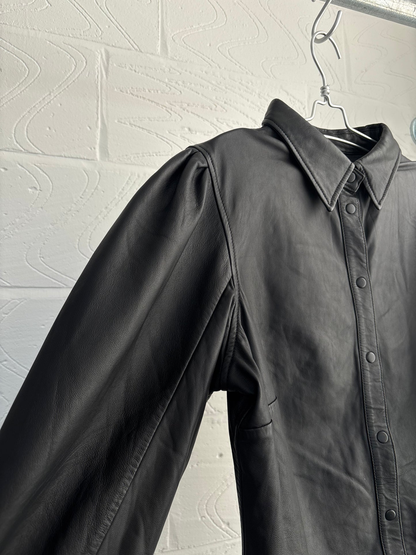 LEATHER PUFF SLEEVE SHIRT