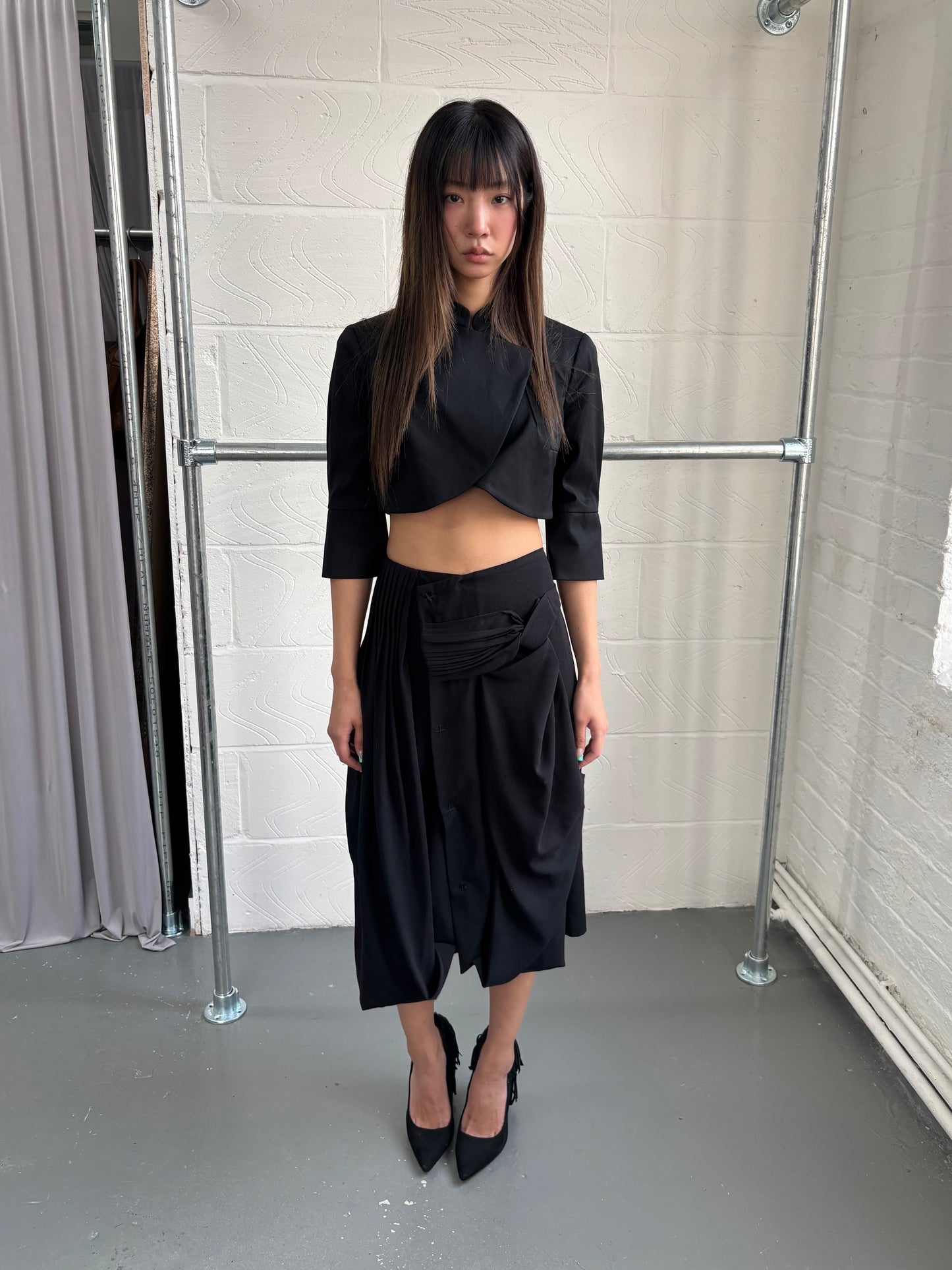 ITALIAN DESIGNER VIRGIN WOOL DRAPE SKIRT