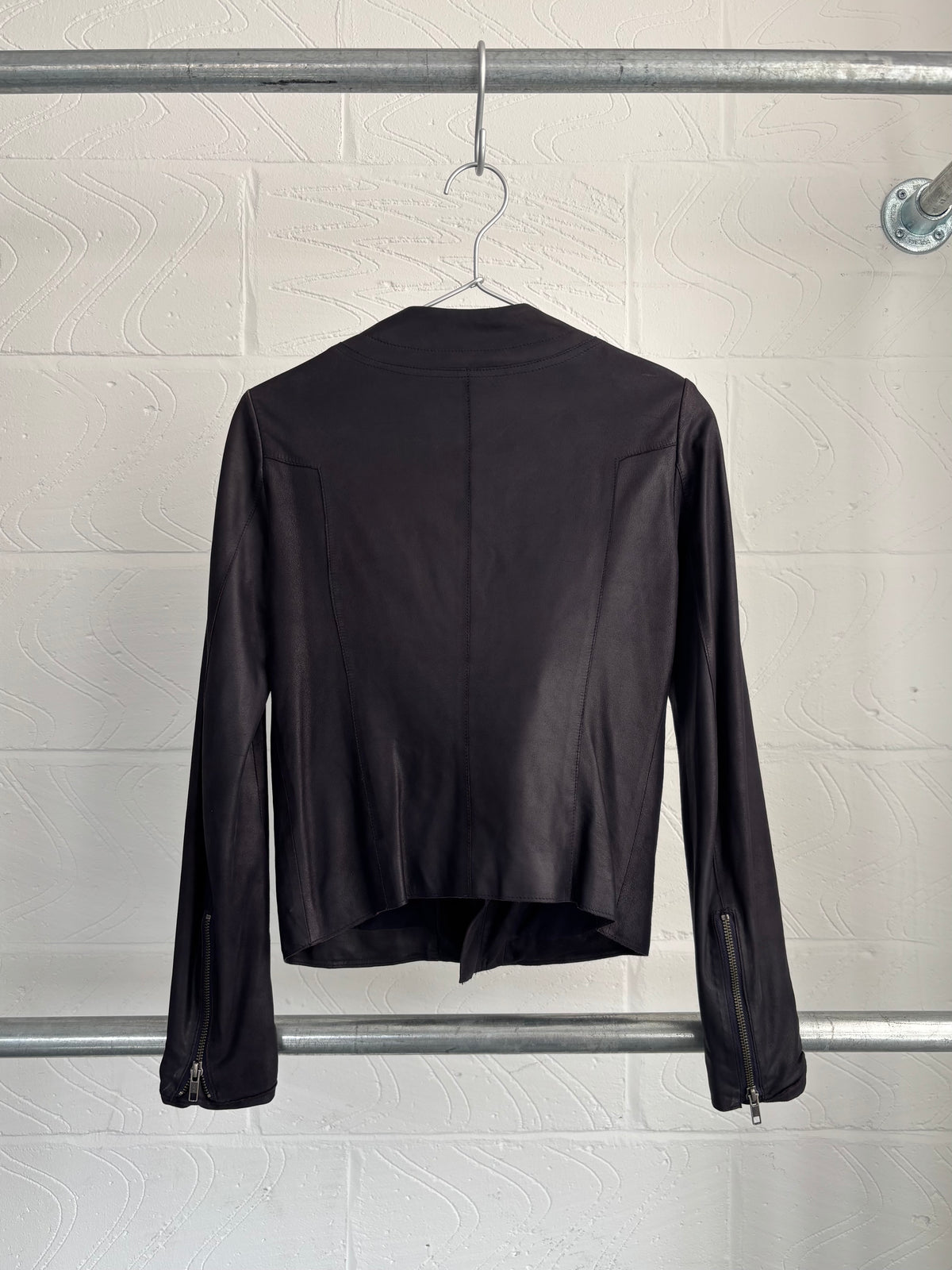 GOAT LEATHER ASYMMETRIC ZIP UP JACKET
