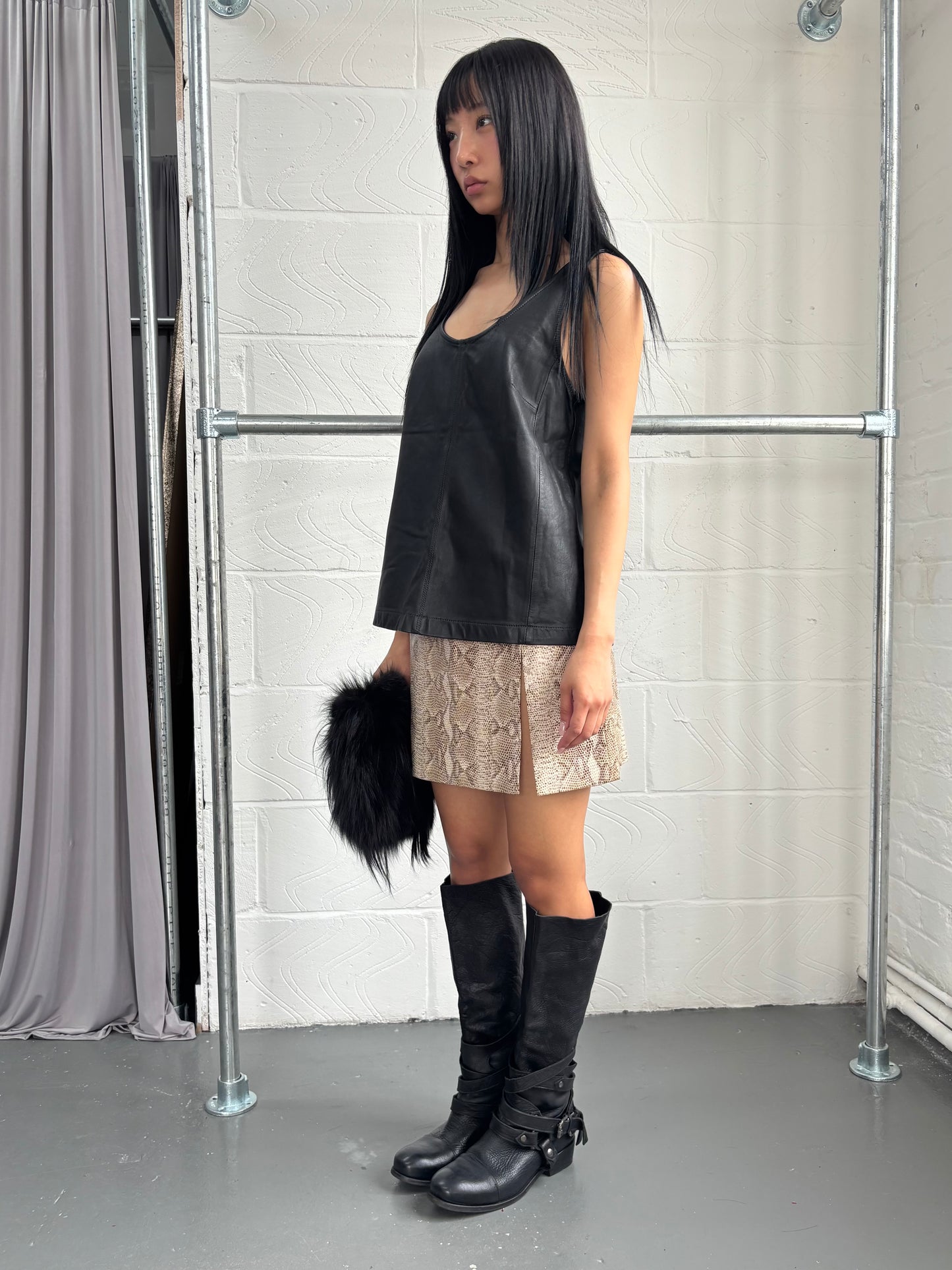 LEATHER BONDAGE BOOTS