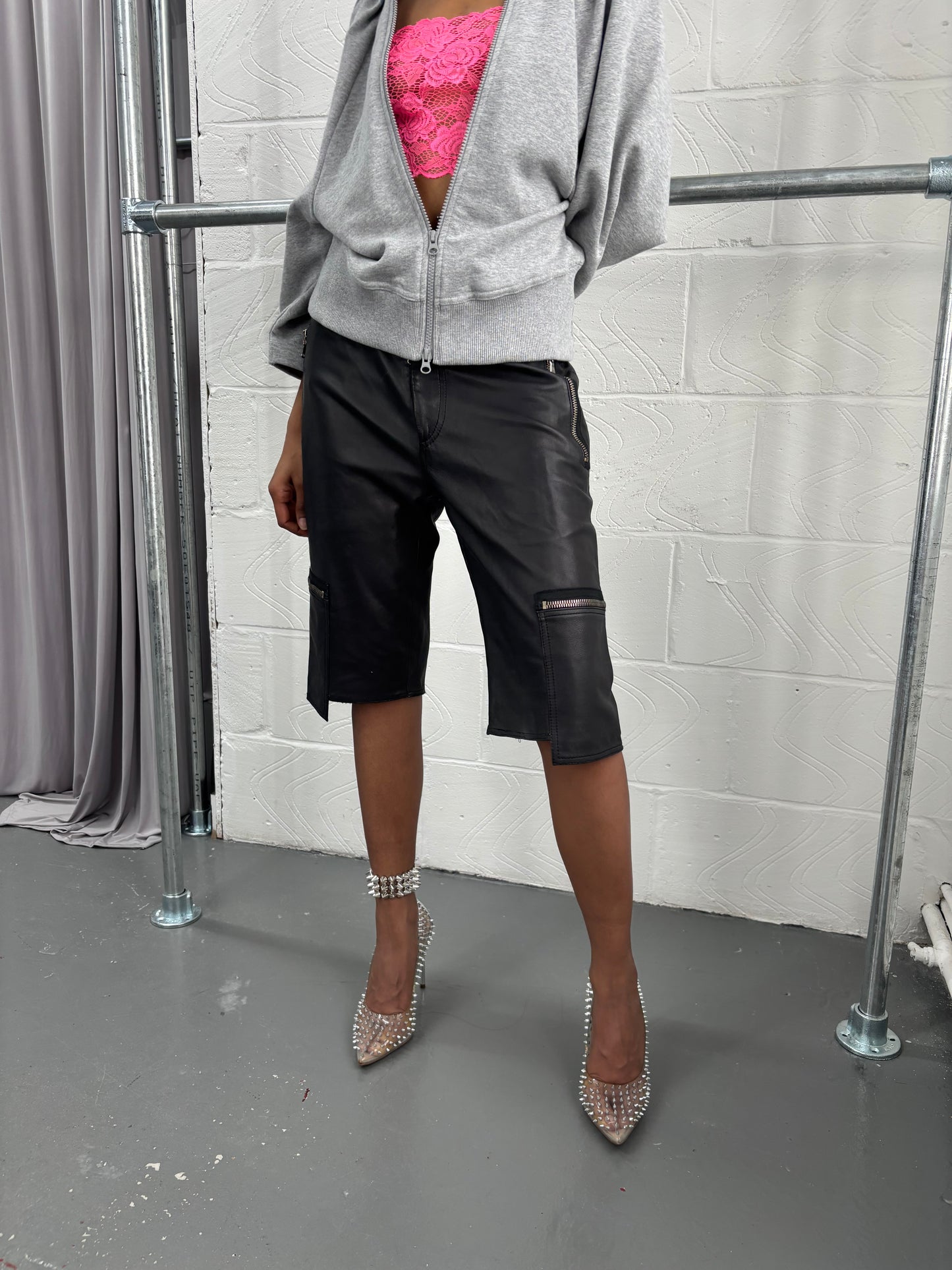 MARC JACOBS LEATHER SHORTS WITH ZIP DETAIL