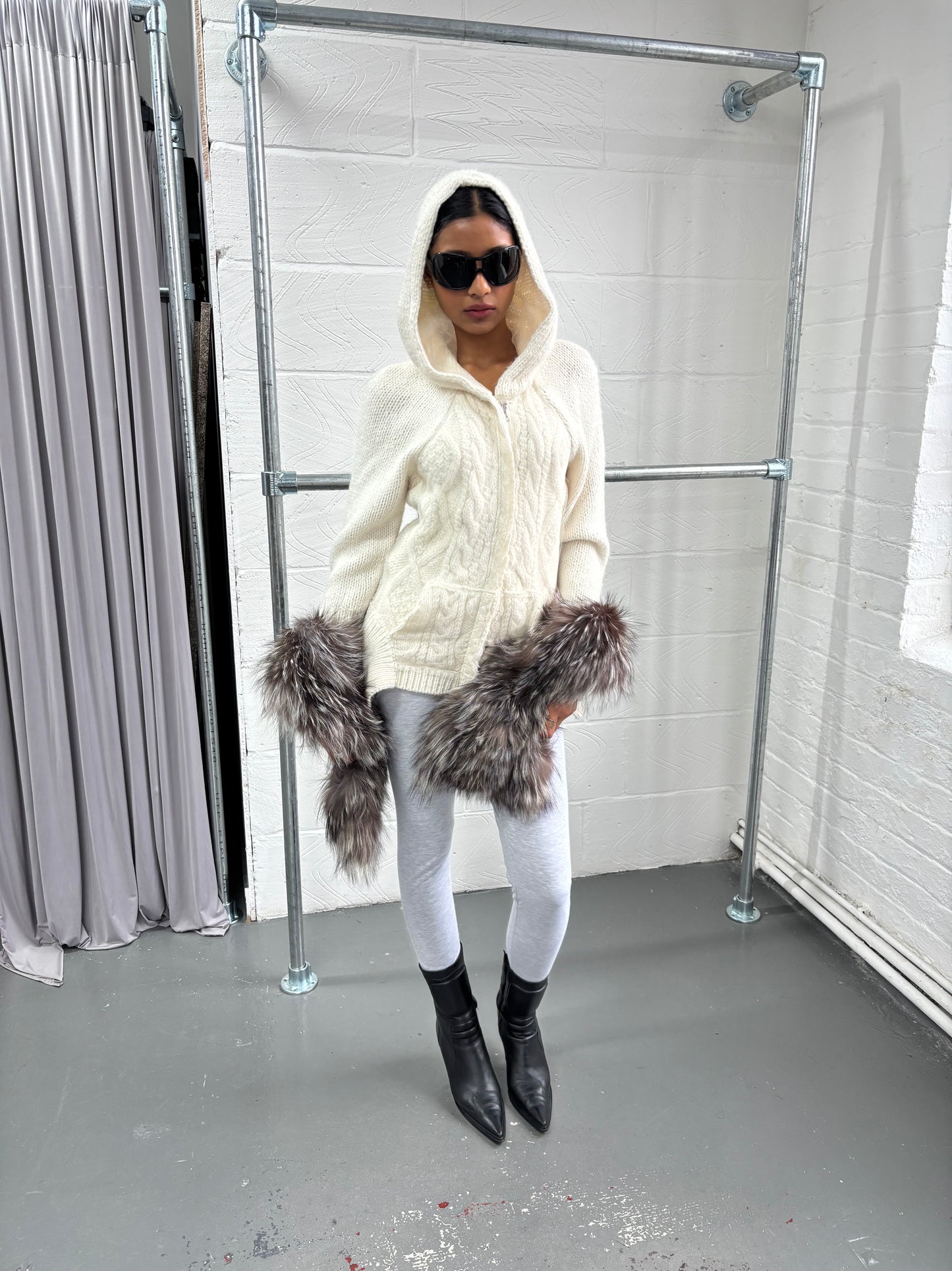 SHAGGY FUR SCARF