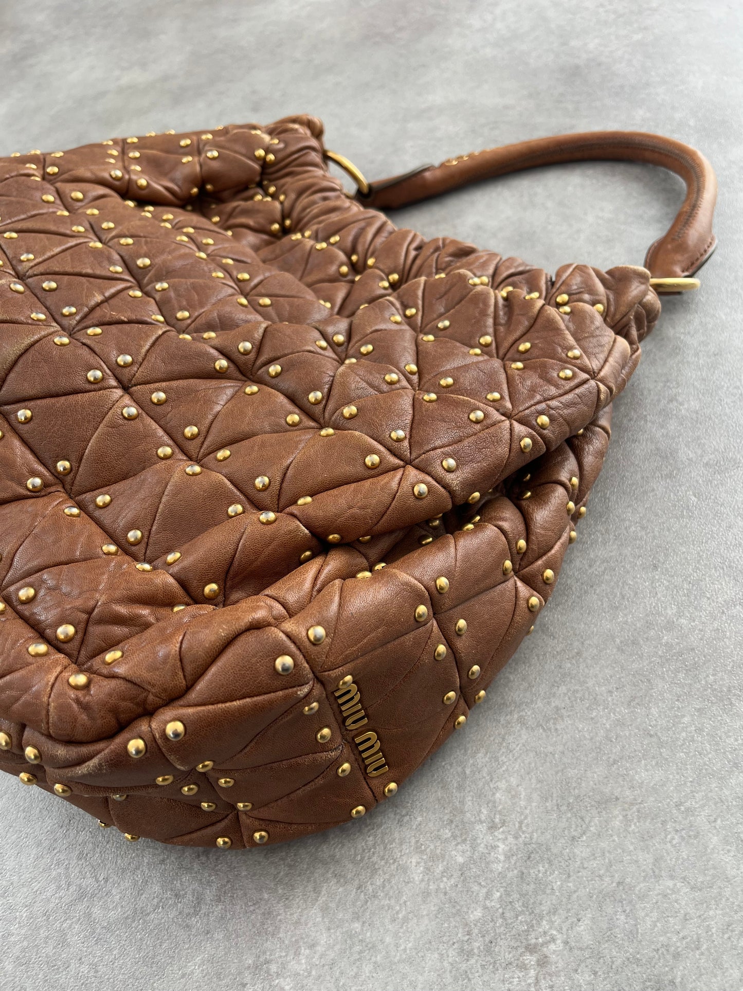 MIU MIU BROWN LEATHER STUDDED BAG