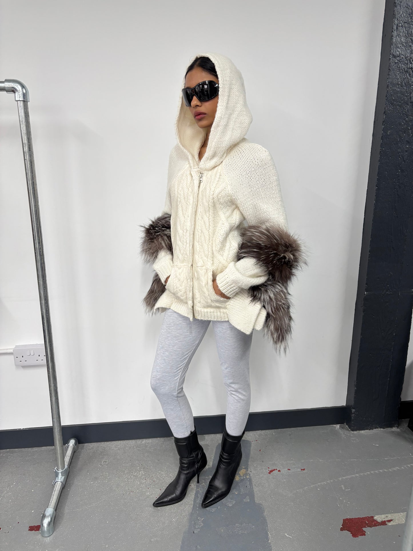 SHAGGY FUR SCARF