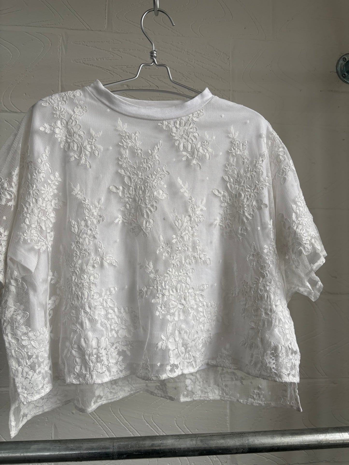 JAPANESE DESIGNER FLORAL NET LAYER T-SHIRT