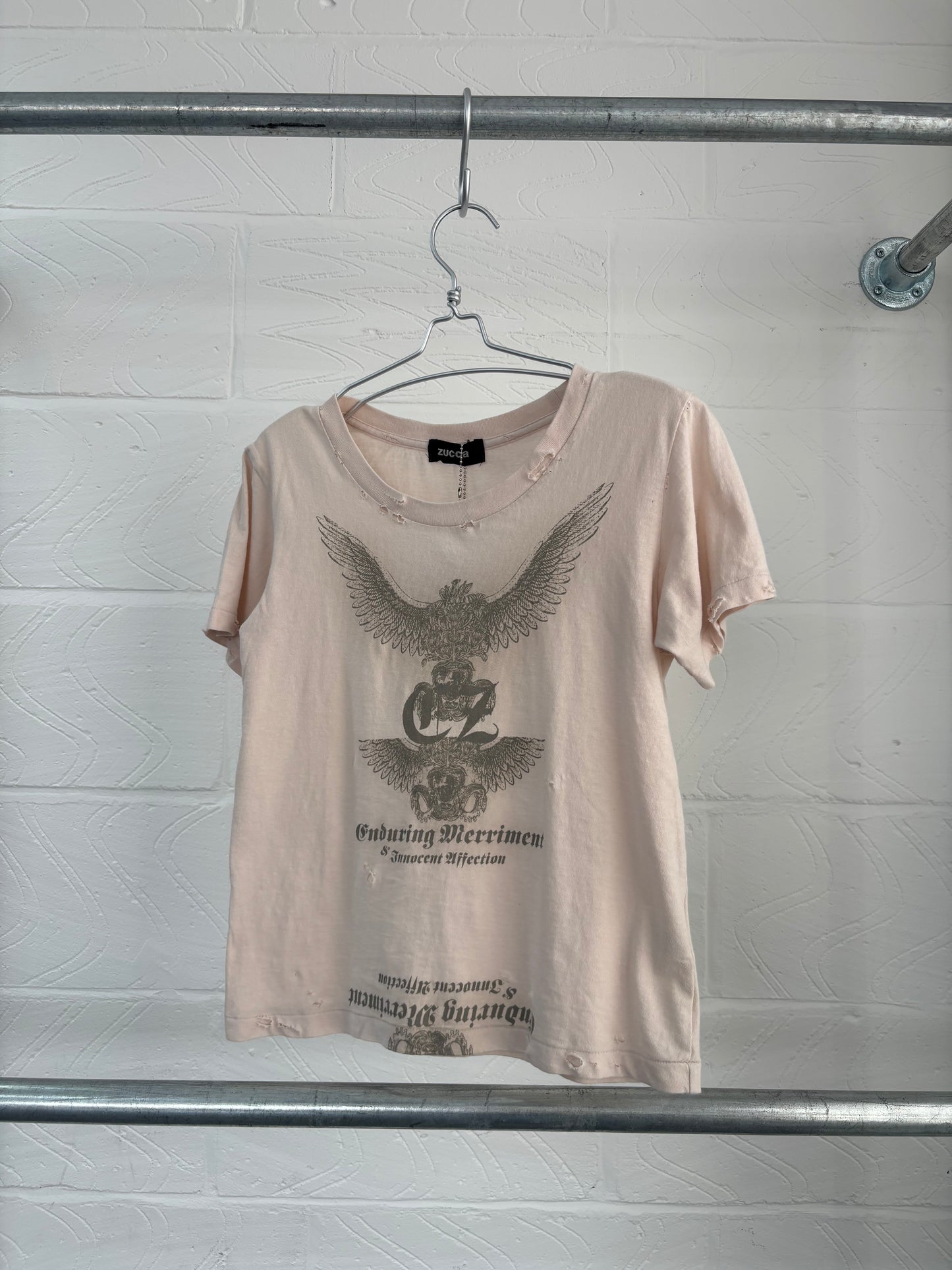 MW X 403: ZUCCA GRAPHIC PRINT CROP T-SHIRT