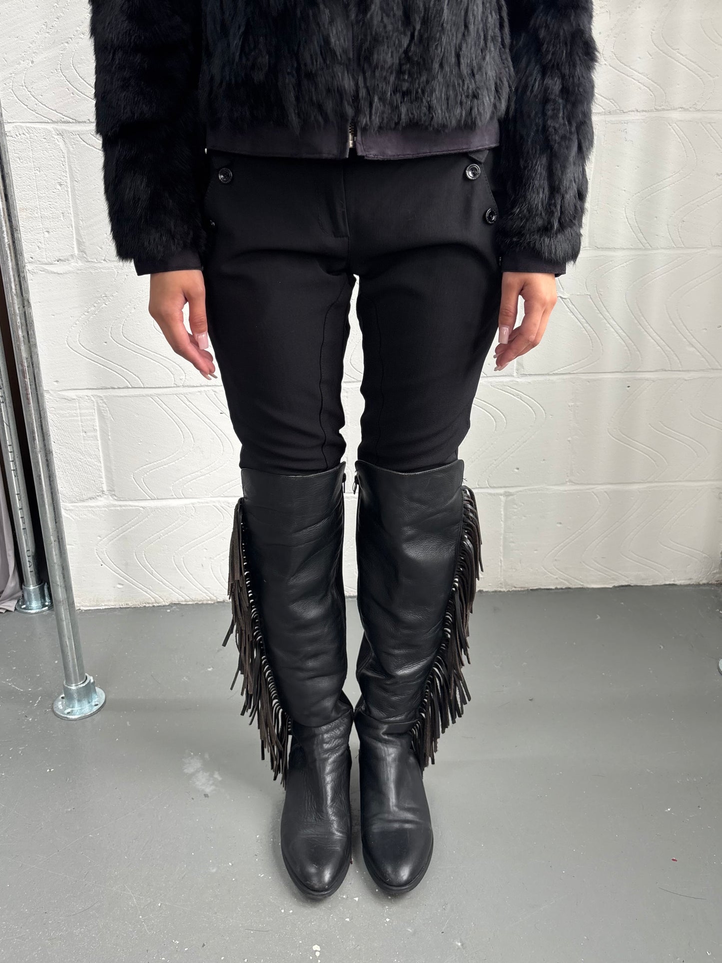 LEATHER FRINGE BOOTS