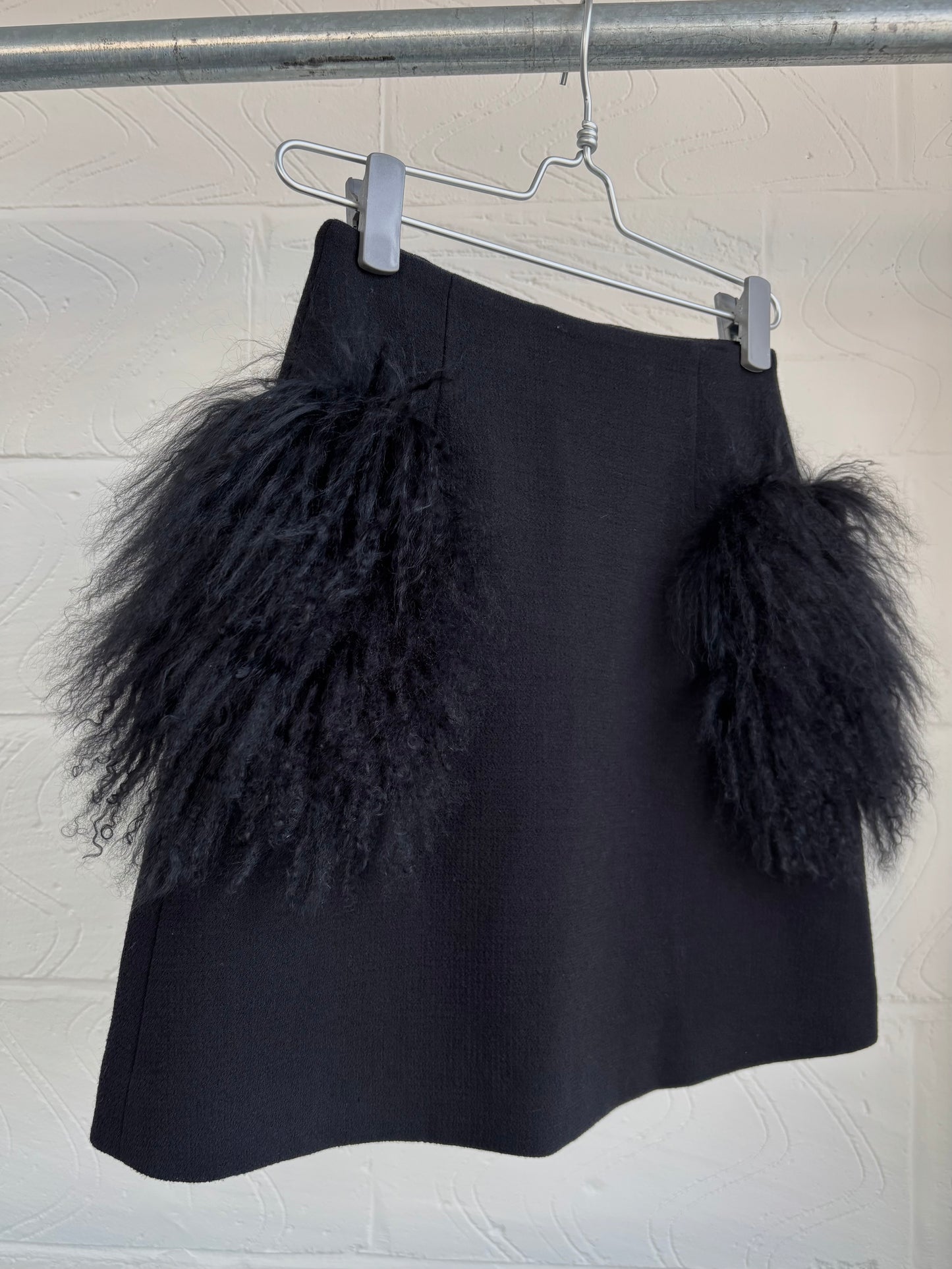 WOOL SKIRT WITH LAMB FUR DETAIL