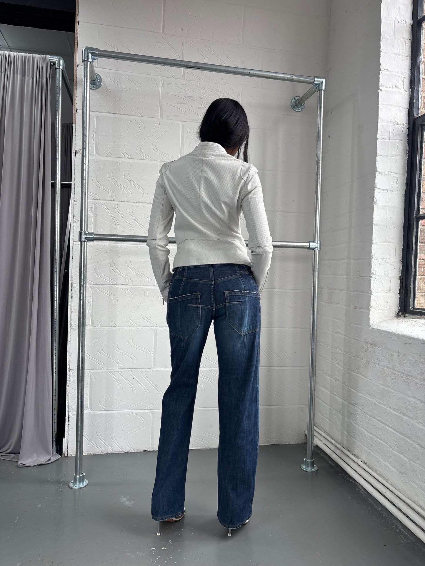 ZUCCA CURVED JEANS