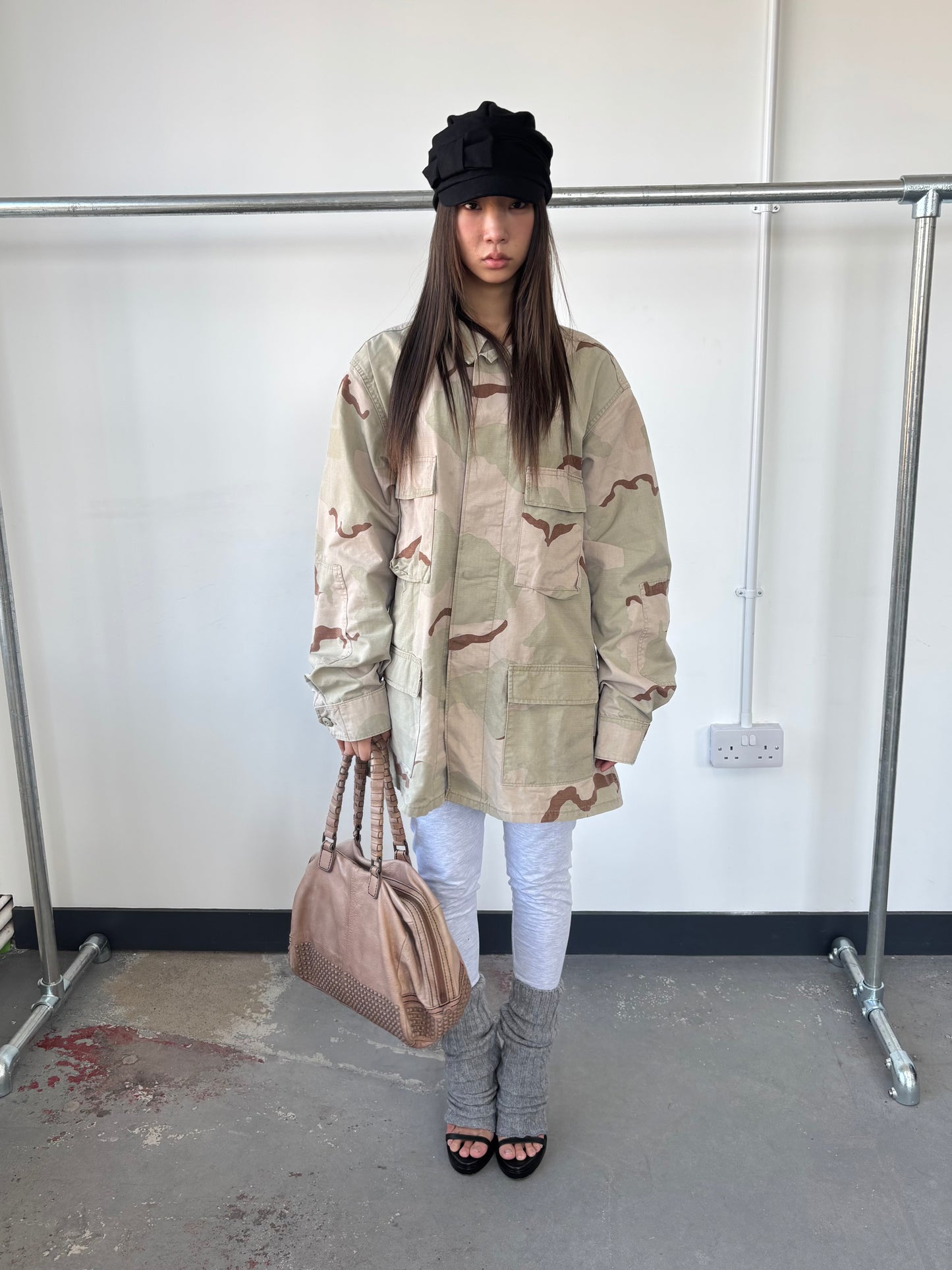 NUDE PINK STUDDED LEATHER BAG