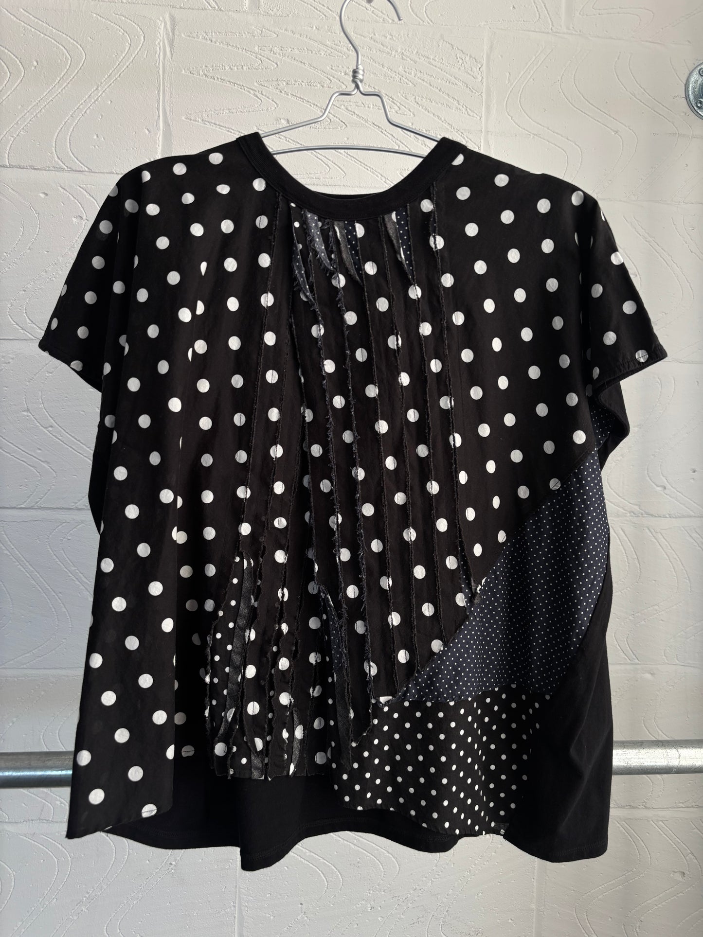 ZUCCA BATWING POLKA DECONSTRUCTED TOP