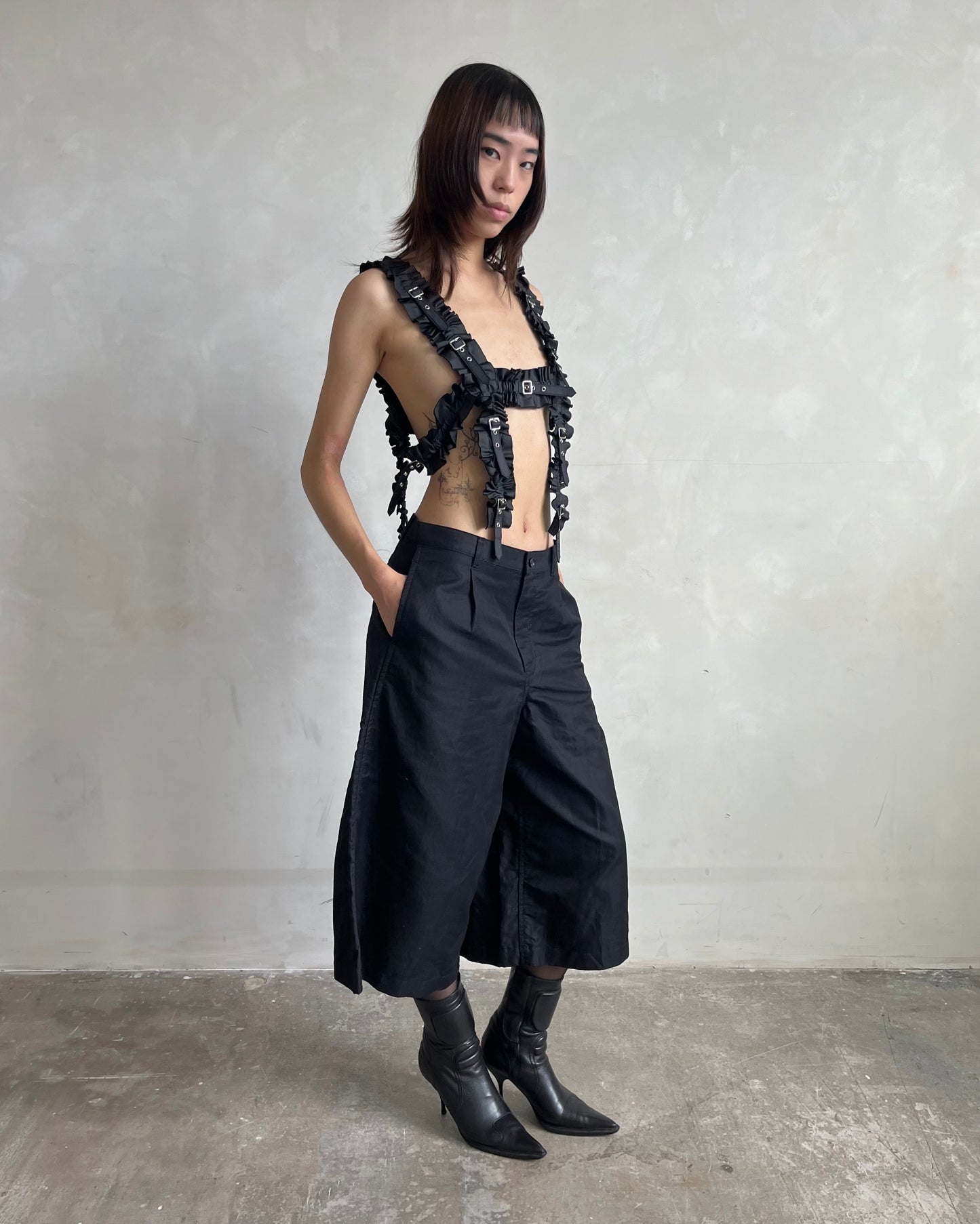 CDG TRICOT SS21 CROPPED WIDE LEG TROUSERS