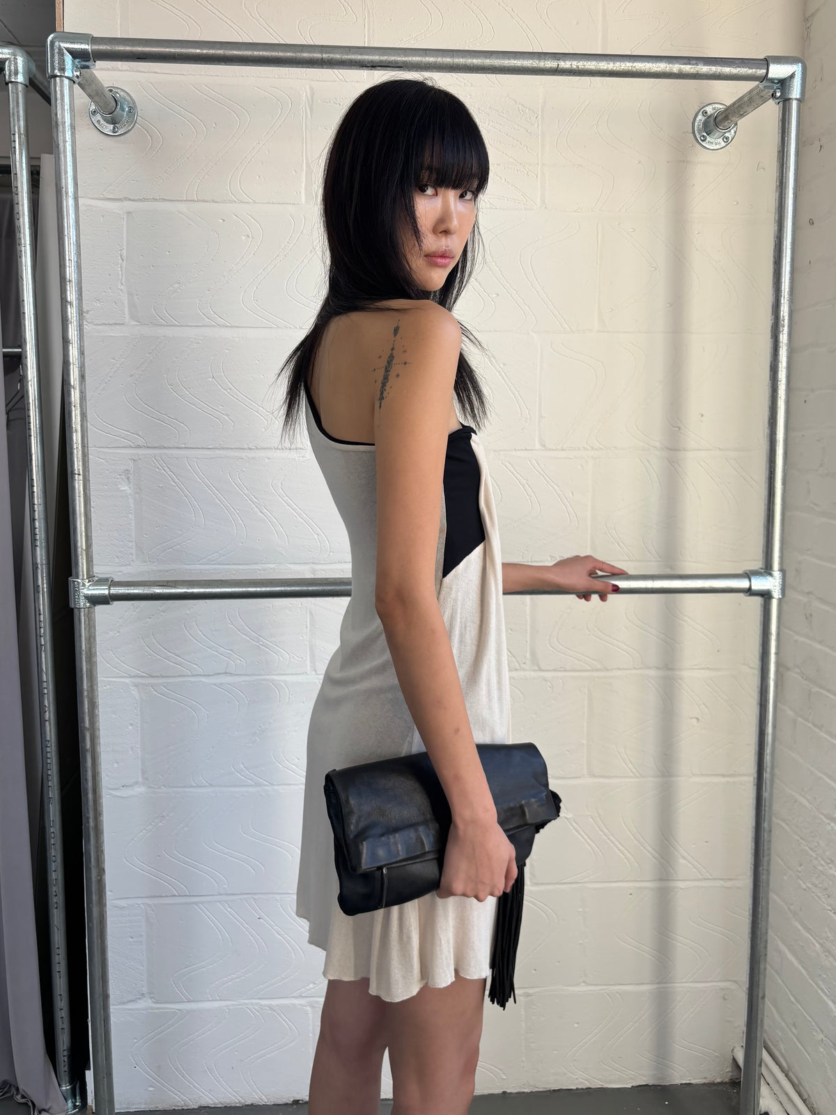 FINE KNIT ONE SHOULDER DRESS