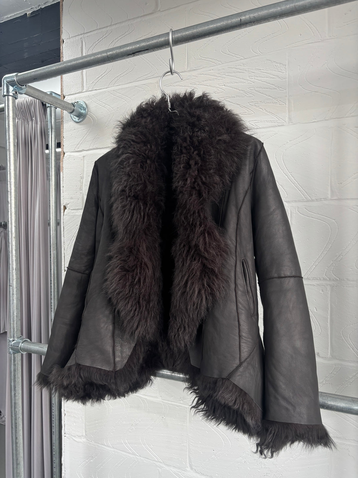 JAPANESE BRAND SHEEPSKIN SHEARLING JACKET